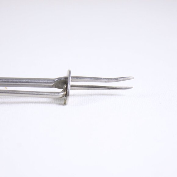 Vintage pickle fork, ghurkin serving fork - Picture 9 of 12